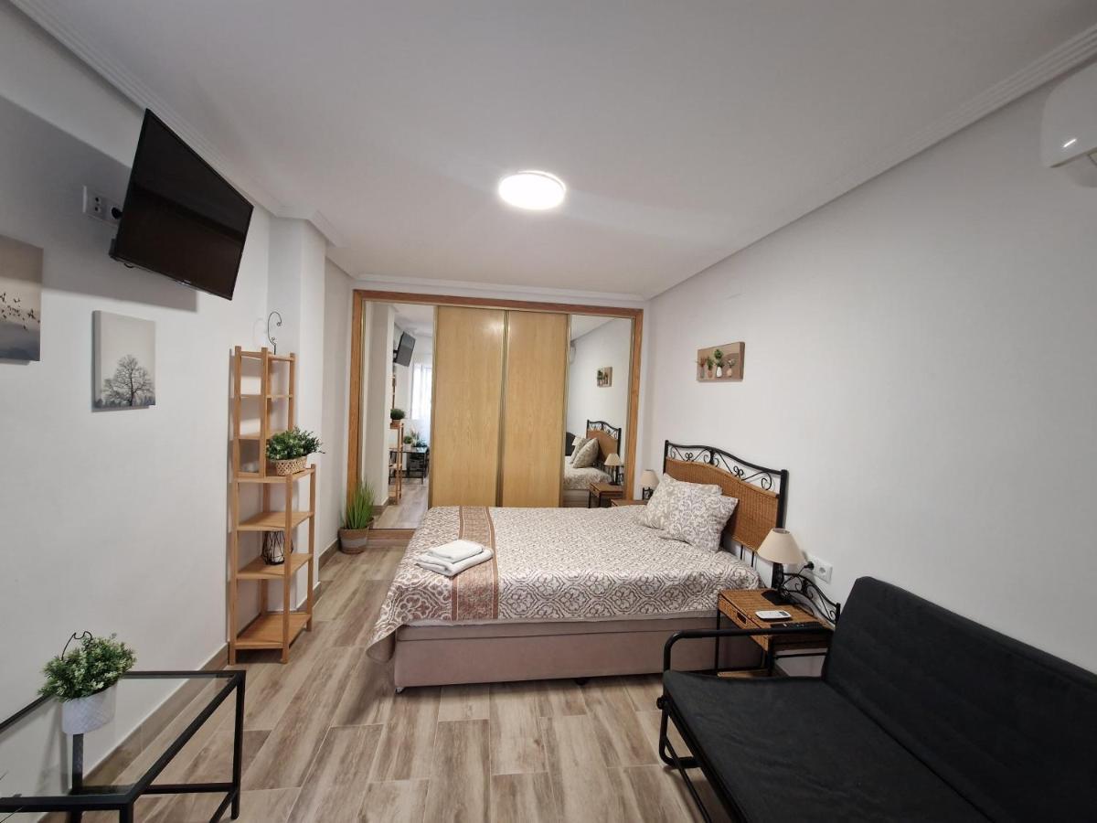 Hanna'S Estudio Deluxe Alicante Eksteriør billede